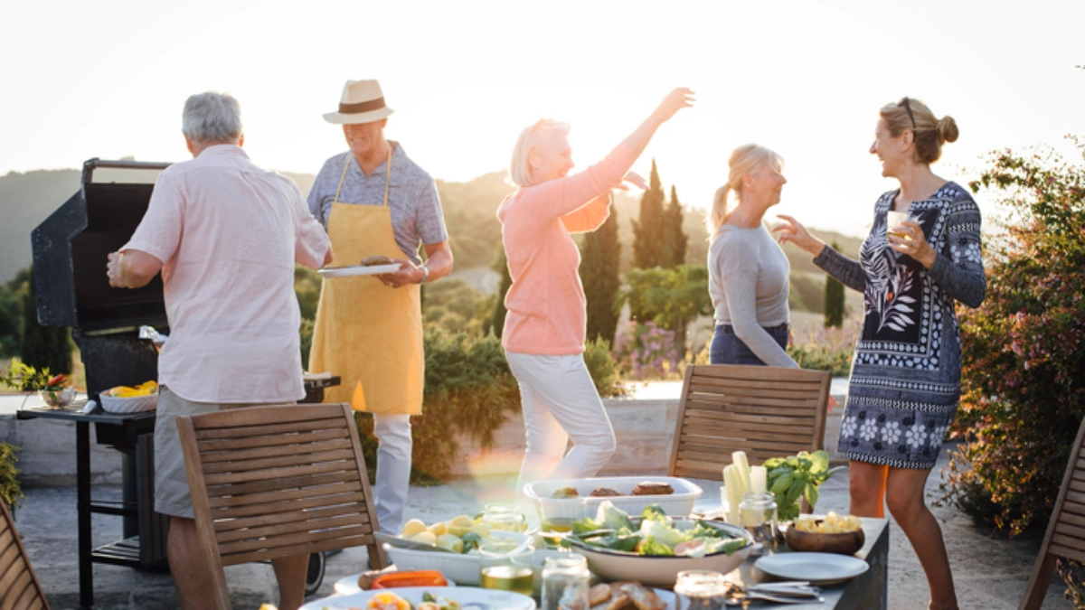 an image of a outdoor BBQ patio in Mediterranean