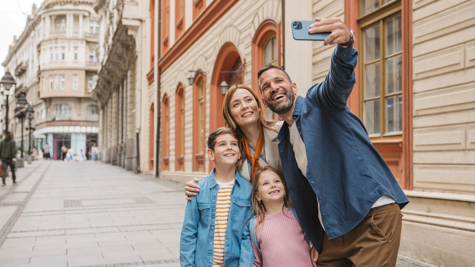 Family exploring city