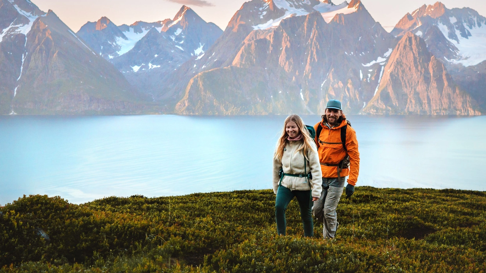 Couple trekking in Norway 